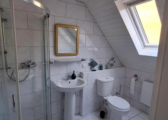 Moselhof * Burg (Bernkastel-Wittlich)